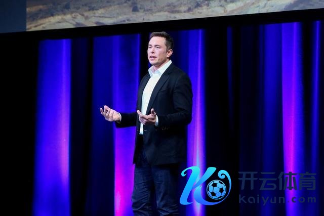 特朗普告示马斯克将指引政府成果部门